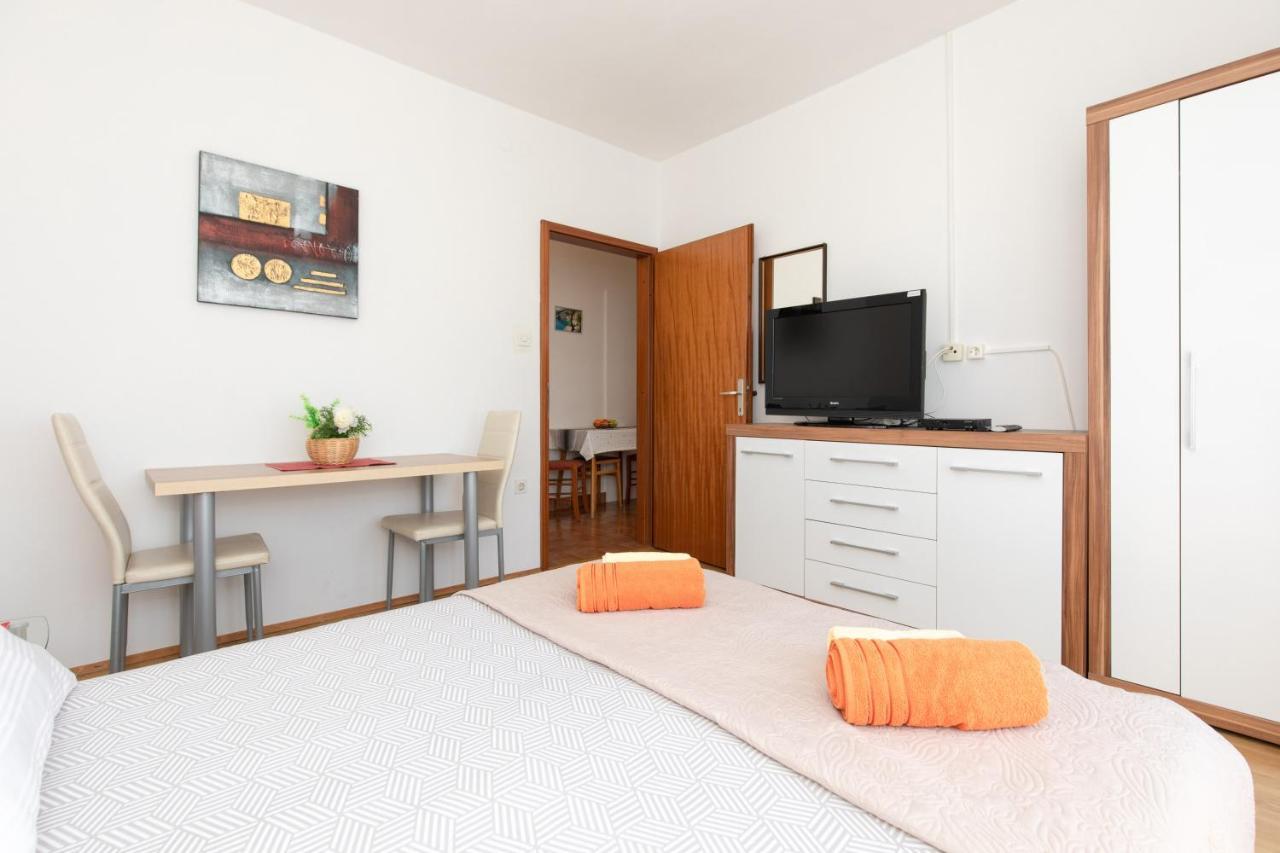 Apartmani Braut Kornić Exterior foto