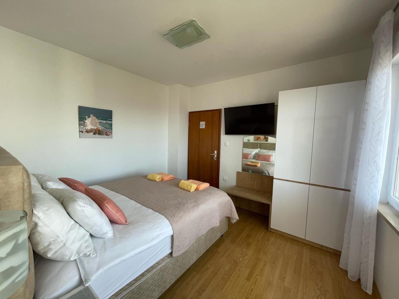 Apartmani Braut Kornić Exterior foto