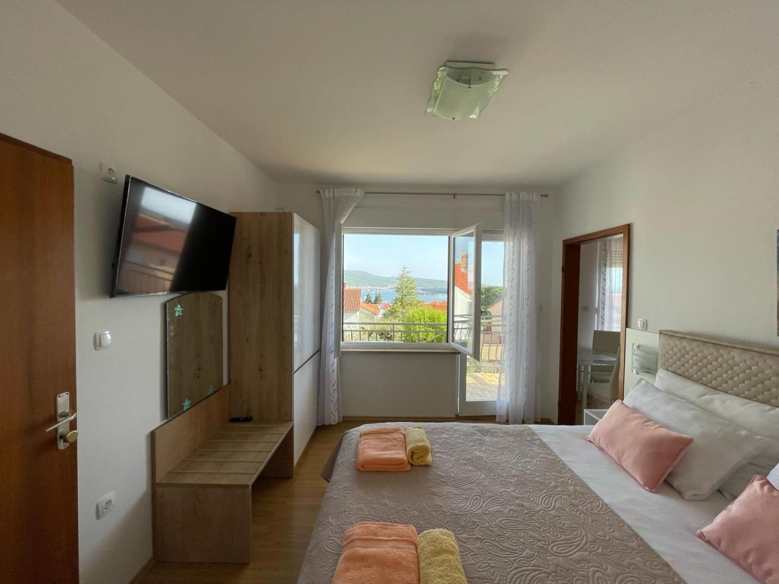Apartmani Braut Kornić Exterior foto